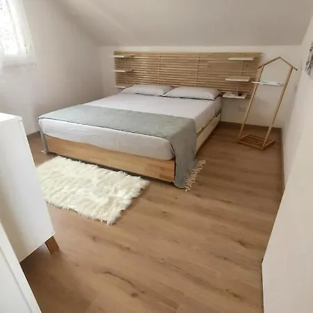 Lägenhet Poggio Giaele Mazzeo